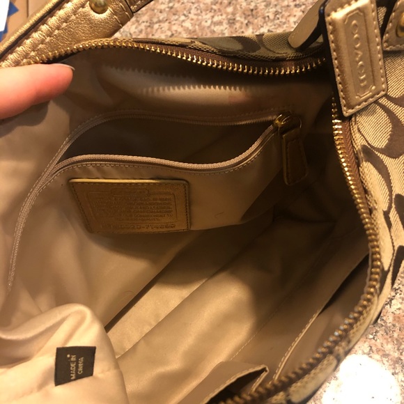 Genuine Coach Poppy Metallic Signature Handbag - Picture 7 of 8